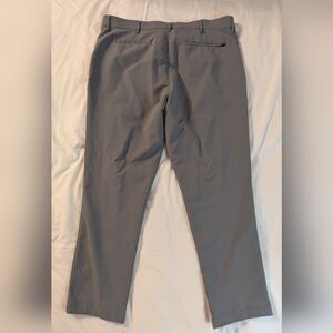 Banana Republic Tech Pant Mens size 40x30  Travel Performance Stretch PantsZip